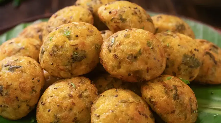 Instant Rava Paniyaram 7 Rava Paniyaram
