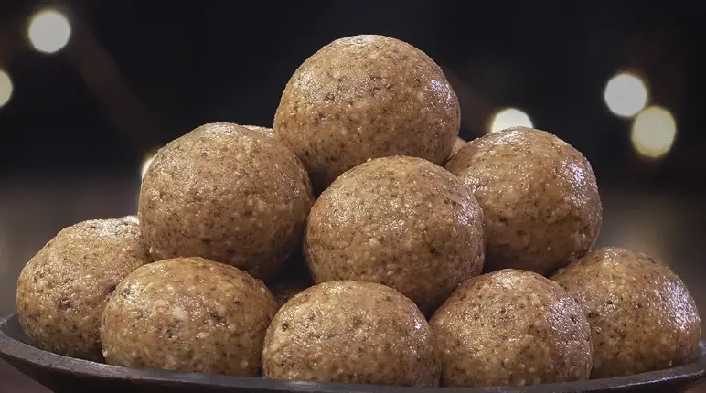 Peanut Ladoo 6 peanut ladoo