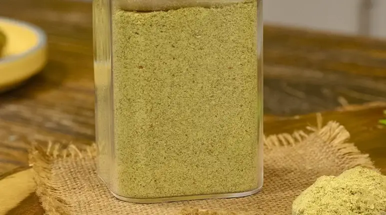 Curry leaves Podi