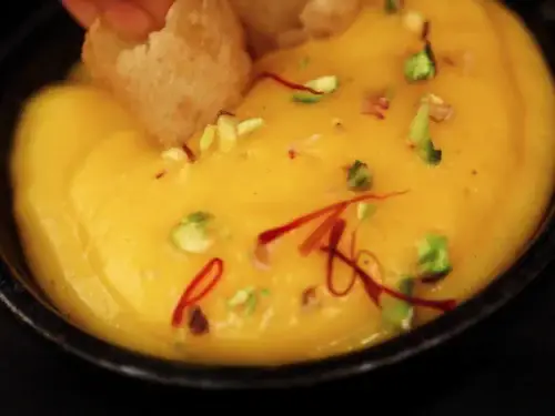 aamras puri