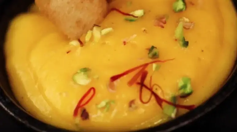 Aamras Puri 4 aamras puri