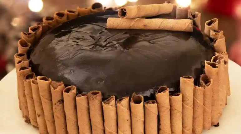 Eggless Chocolate Cake in a Pressure Cooker 8 Eggless chocolate cake