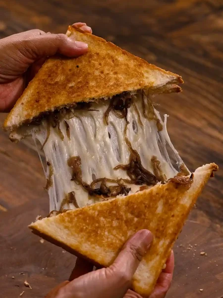 Onion Cheese Sandwich