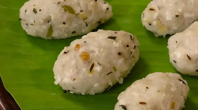 Aval Kozhukattai