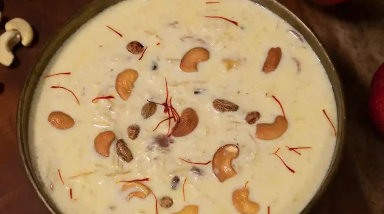 Dates Apple Kheer
