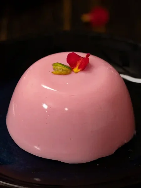 Rose Pudding