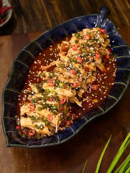 Shredded Chicken with Chilli Sauce